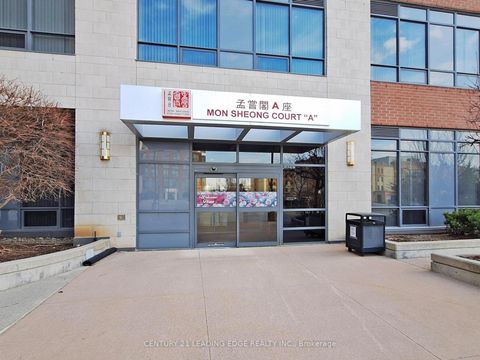 Photo 2 at 1020 - 11211 Yonge Street, Devonsleigh, Richmond Hill