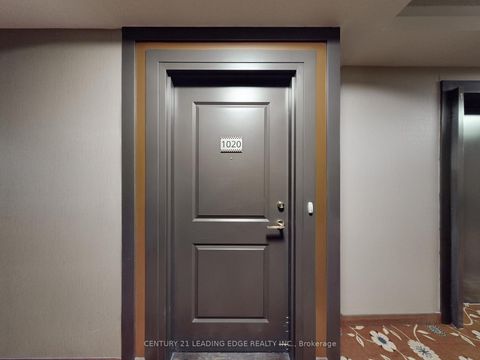 Photo 3 at 1020 - 11211 Yonge Street, Devonsleigh, Richmond Hill