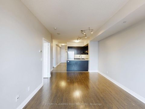 Photo 10 at 1020 - 11211 Yonge Street, Devonsleigh, Richmond Hill