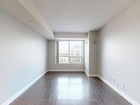 Photo 12 at 1020 - 11211 Yonge Street, Devonsleigh, Richmond Hill