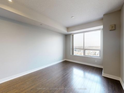 Photo 13 at 1020 - 11211 Yonge Street, Devonsleigh, Richmond Hill