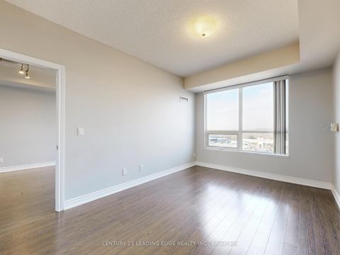 Photo 15 at 1020 - 11211 Yonge Street, Devonsleigh, Richmond Hill
