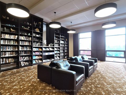 Photo 32 at 1020 - 11211 Yonge Street, Devonsleigh, Richmond Hill