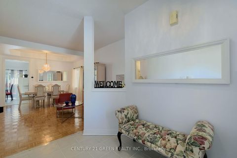 Photo 5 at 8 Lampman Drive, Morningside, Toronto