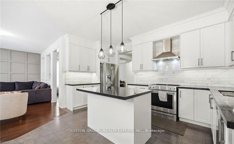 Photo 12 at 146 Beaconsfield Drive, Kleinburg, Vaughan