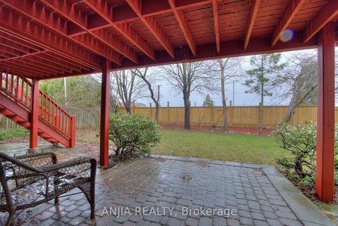 Photo 15 at 22 Chiltern Hill, Bayview Hill, Richmond Hill