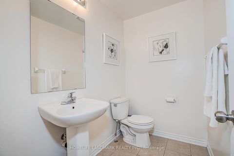 Photo 20 at 11 Chao Crescent, Oak Ridges, Richmond Hill