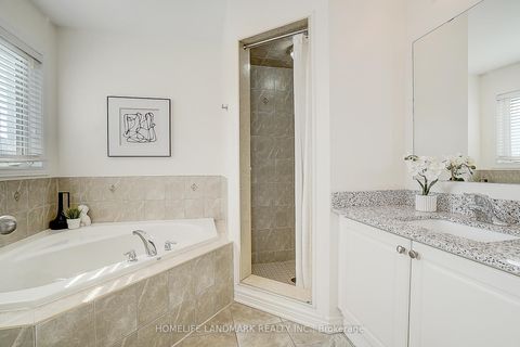 Photo 25 at 11 Chao Crescent, Oak Ridges, Richmond Hill