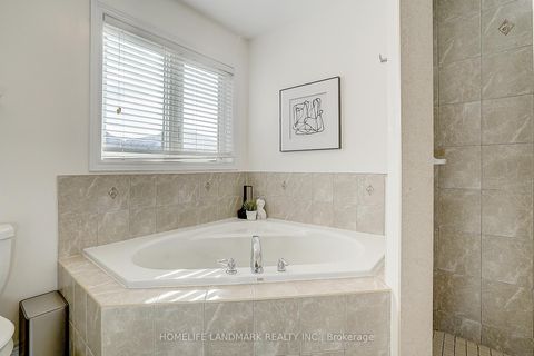 Photo 26 at 11 Chao Crescent, Oak Ridges, Richmond Hill