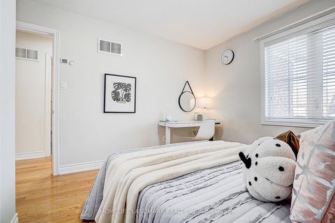 Photo 28 at 11 Chao Crescent, Oak Ridges, Richmond Hill