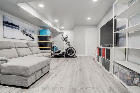 Photo 37 at 11 Chao Crescent, Oak Ridges, Richmond Hill