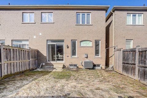 Photo 41 at 11 Chao Crescent, Oak Ridges, Richmond Hill