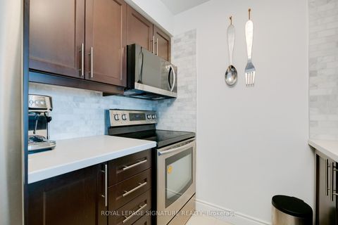 Photo 10 at 2408 - 15 Greenview Avenue, Newtonbrook West, Toronto