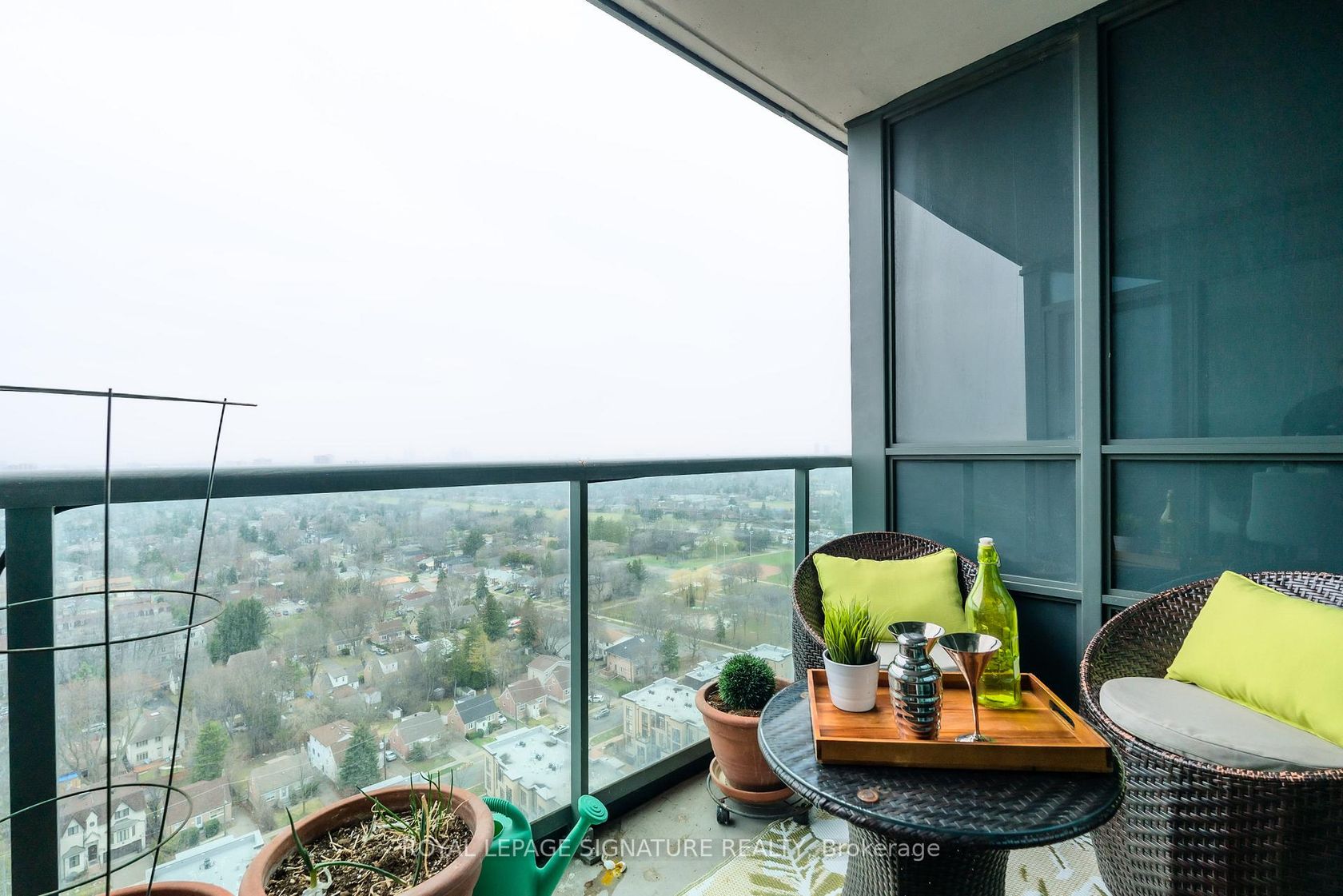 2408 - 15 Greenview Avenue, Newtonbrook West, Toronto photo 5