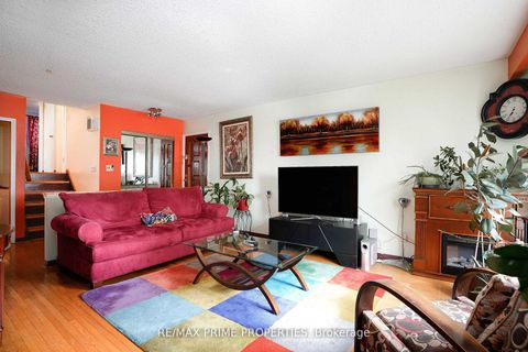 Photo 9 at 81 Silverstone Drive, Jamestown, Toronto