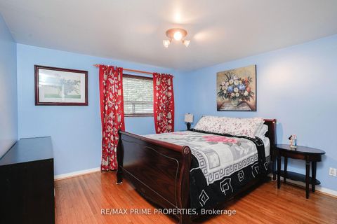 Photo 23 at 81 Silverstone Drive, Jamestown, Toronto