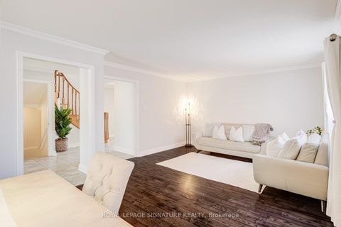 Photo 4 at 5 Longhouse Street, East Woodbridge, Vaughan