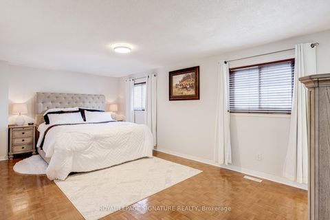 Photo 12 at 5 Longhouse Street, East Woodbridge, Vaughan