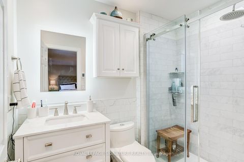 Photo 14 at 5 Longhouse Street, East Woodbridge, Vaughan