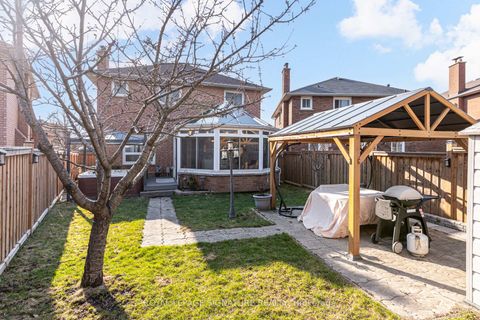 Photo 35 at 5 Longhouse Street, East Woodbridge, Vaughan