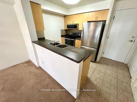 Photo 7 at 726 - 3650 Kingston Road, Scarborough Village, Toronto