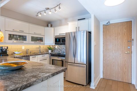 Photo 20 at 404 - 30 Fashion Roseway, Willowdale East, Toronto