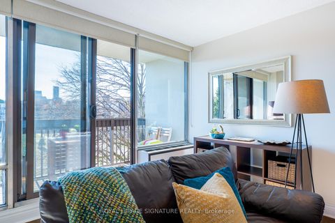 Photo 28 at 404 - 30 Fashion Roseway, Willowdale East, Toronto