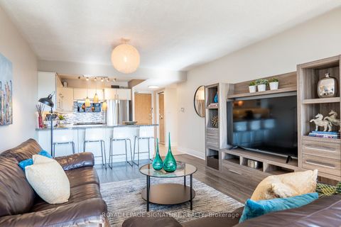 Photo 30 at 404 - 30 Fashion Roseway, Willowdale East, Toronto