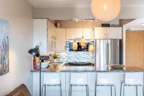 Photo 36 at 404 - 30 Fashion Roseway, Willowdale East, Toronto