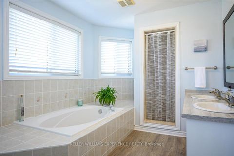 Photo 37 at 25 Muir Drive, Ardagh, Barrie