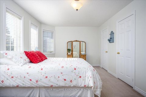 Photo 40 at 25 Muir Drive, Ardagh, Barrie