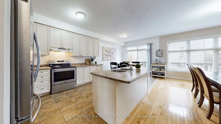 Photo 12 at 36 Helen Street, East Woodbridge, Vaughan