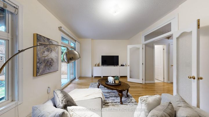 Photo 16 at 36 Helen Street, East Woodbridge, Vaughan