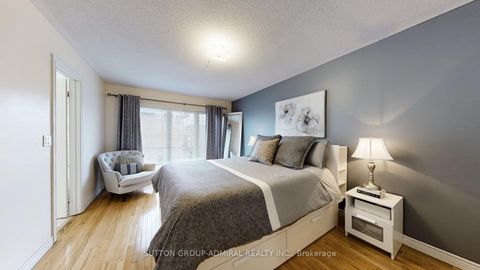Photo 18 at 36 Helen Street, East Woodbridge, Vaughan