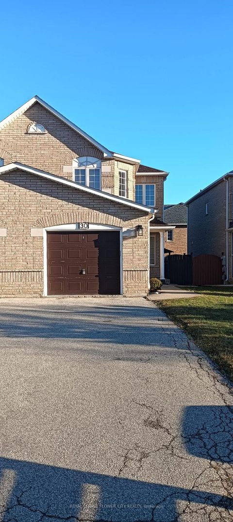 Photo 0 at 30 Condotti Drive, West Woodbridge, Vaughan