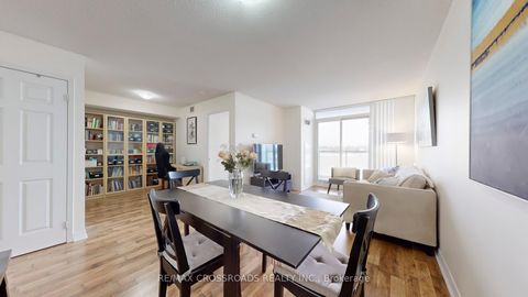 Photo 8 at 702 - 35 Hollywood Avenue, Willowdale East, Toronto