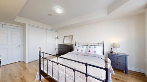 Photo 23 at 702 - 35 Hollywood Avenue, Willowdale East, Toronto