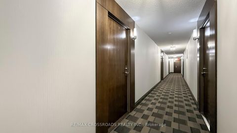 Photo 32 at 702 - 35 Hollywood Avenue, Willowdale East, Toronto