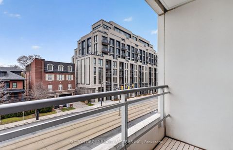 Photo 23 at 212 - 223 St Clair Avenue W, Casa Loma, Toronto