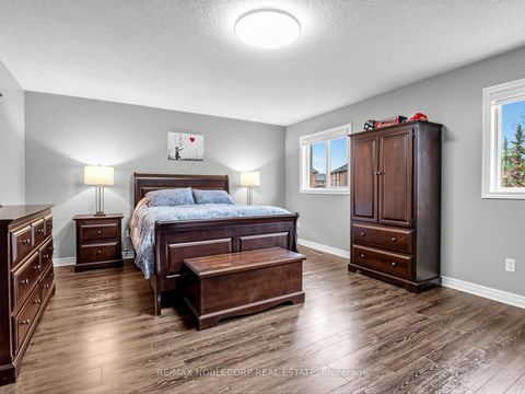 Photo 18 at 479 Greig Circle, College Manor, Newmarket