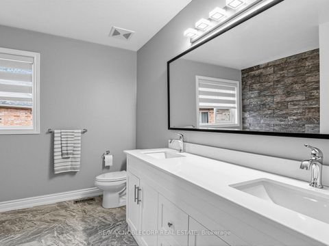 Photo 20 at 479 Greig Circle, College Manor, Newmarket