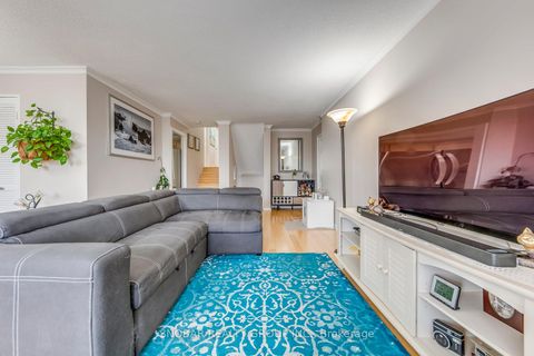 Photo 8 at 810 - 11 Wincott Drive, The Westway, Toronto