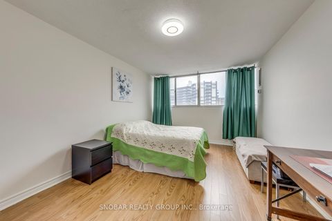 Photo 13 at 810 - 11 Wincott Drive, The Westway, Toronto