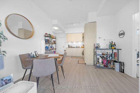 Photo 10 at 3307 - 50 Ordnance Street, Niagara, Toronto
