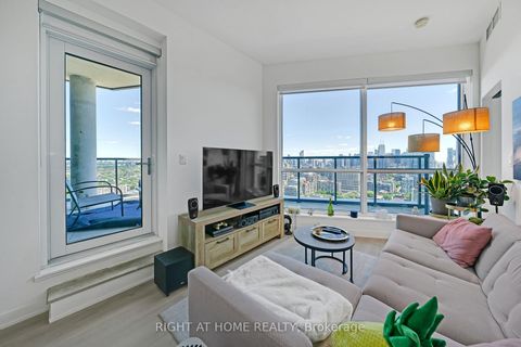 Photo 12 at 3307 - 50 Ordnance Street, Niagara, Toronto
