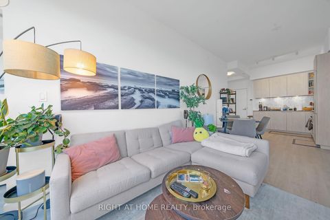 Photo 15 at 3307 - 50 Ordnance Street, Niagara, Toronto