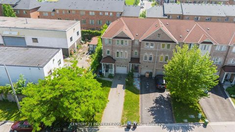 Photo 2 at 28 Seminoff Street, Birchmount, Toronto