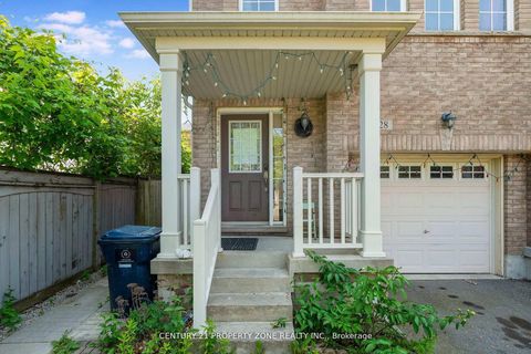 Photo 5 at 28 Seminoff Street, Birchmount, Toronto