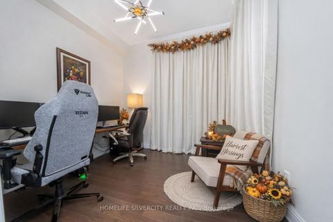 Photo 4 at 31 Canard Drive, Kleinburg, Vaughan