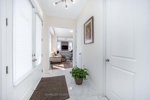 Photo 6 at 31 Canard Drive, Kleinburg, Vaughan